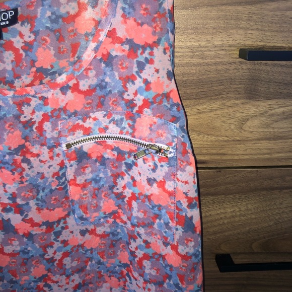 Topshop vest (size 4) - Picture 4 of 4